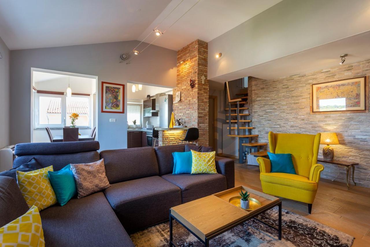 Apartman Ember Pula Exterior photo